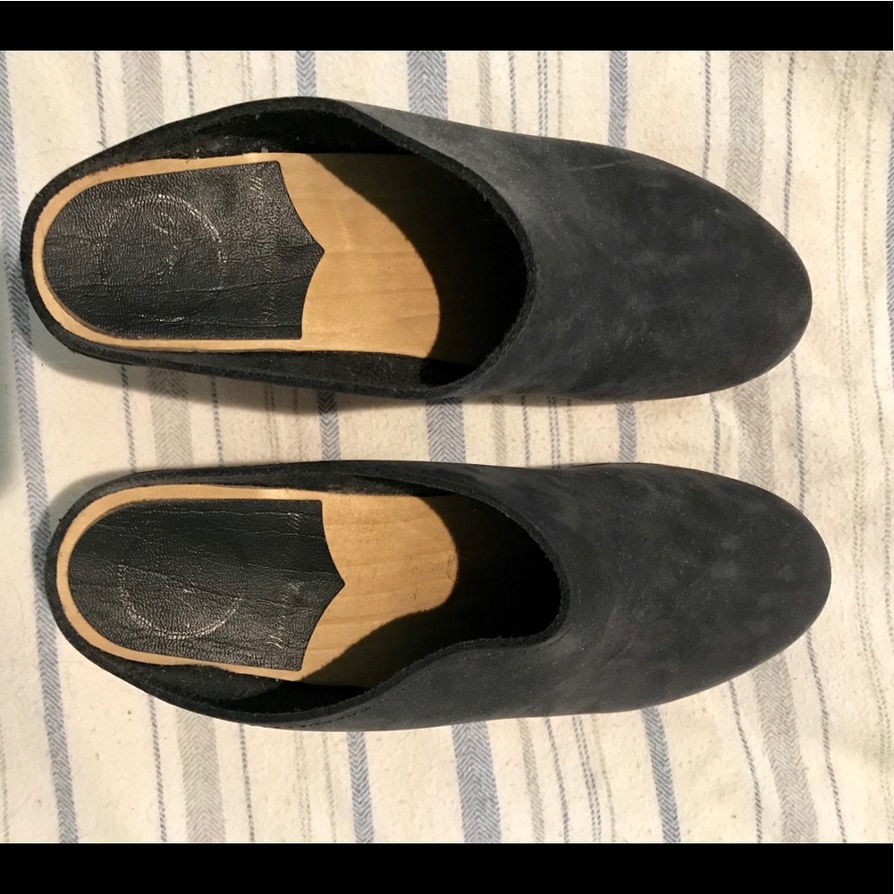 No. 6 Leather Clog
